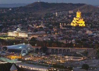 “რუსეთიდან საქართველოში მასობრივი ტურისტული ნაკადი არ იქნება?” – რას წერს რუსული გამოცემა?