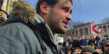 “მოვუწოდებ ხელისუფლებას, იყოს ადეკვატური – ბარიკადი უკანონოდ დევს, ამიტომ უნდა აიღონ”